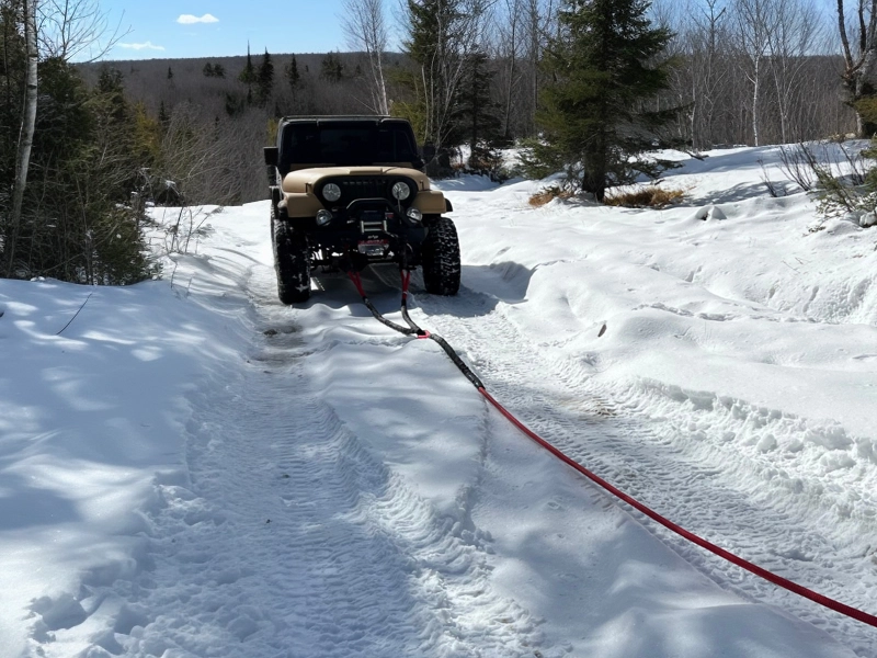 A car stuck in sow